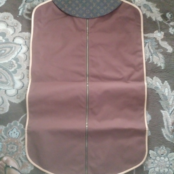 Louis Vuitton Garmet Bag